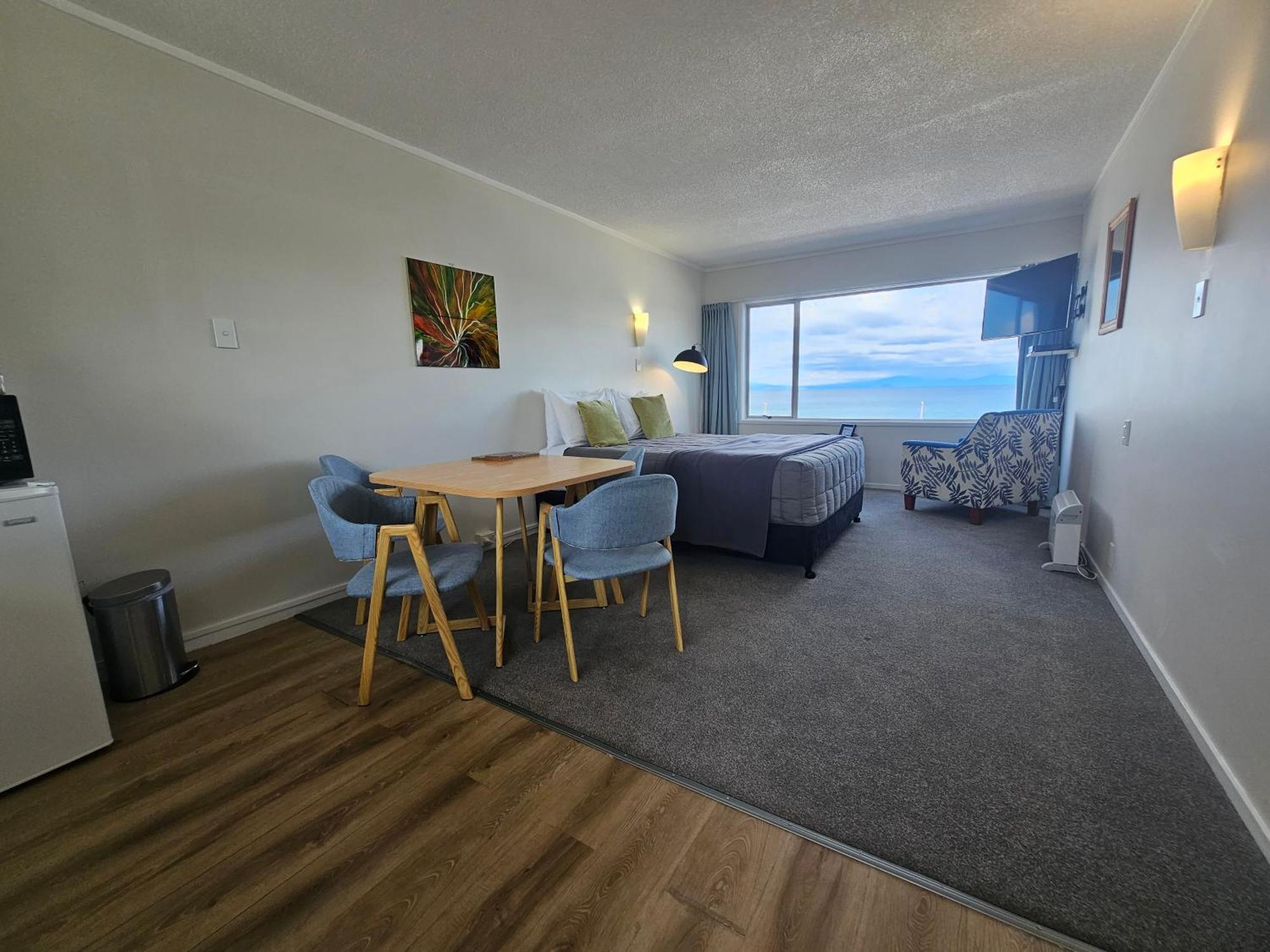 Tui Oaks Motel Taupo Ngoại thất bức ảnh