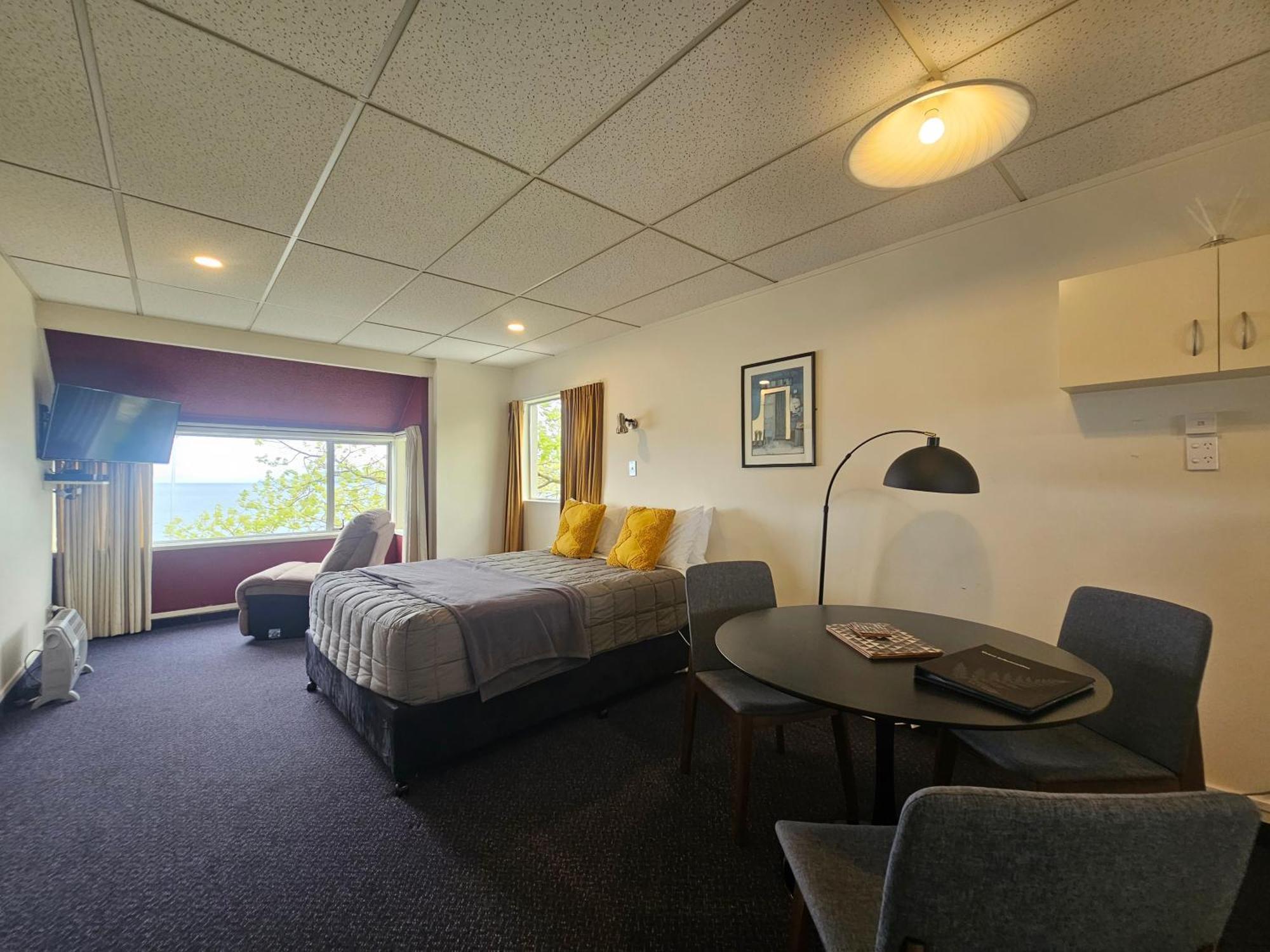 Tui Oaks Motel Taupo Ngoại thất bức ảnh